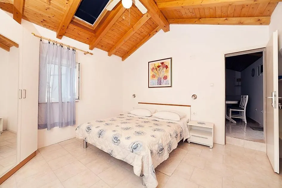 Apartments With A Parking Space Brsec, Opatija - 12524 Mošćenička Draga