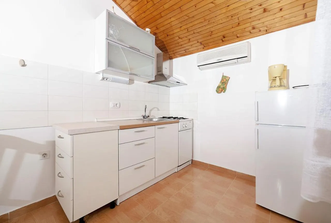 Apartments With A Parking Space Brsec, Opatija - 12524 Mošćenička Draga